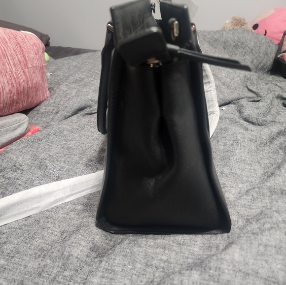 Kate Spade Classic - Picture 3 of 5